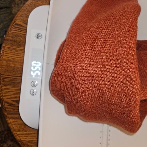 Garnet Hill 100% cashmere orange long sleeve sweater - Picture 3 of 7